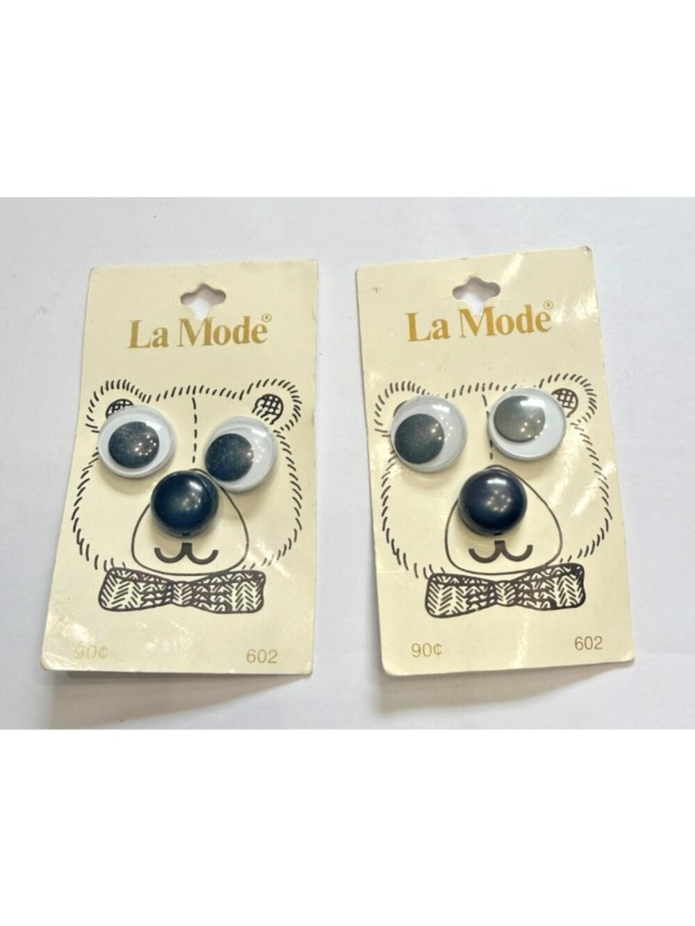 2 Vintage LaMode Buttons 602  Teddy Bear Made in Japan